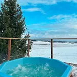 Pollupeegel With Sauna Villa