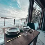 Villa Pollupeegel With Sauna Raadivere