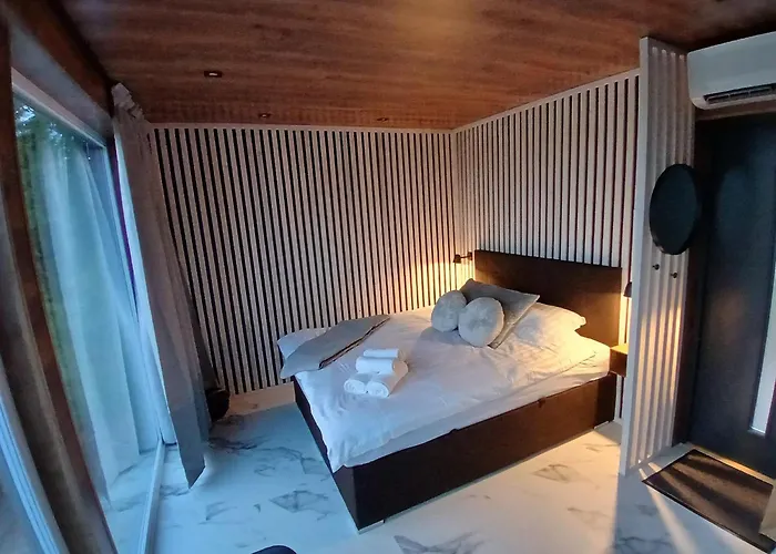 Pollupeegel With Sauna * Raadivere